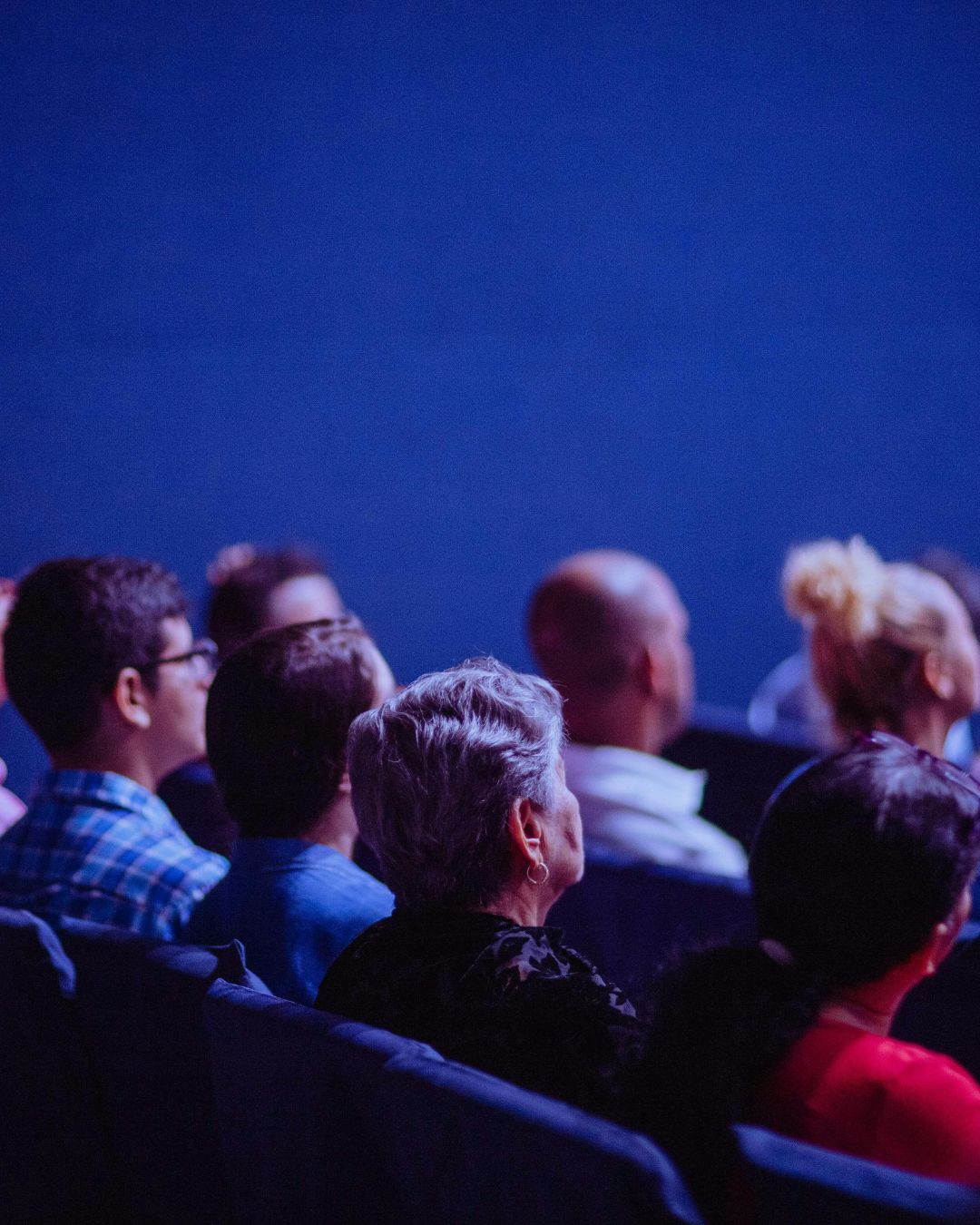 Audience attending a social media marketing for small business event in the USA.
